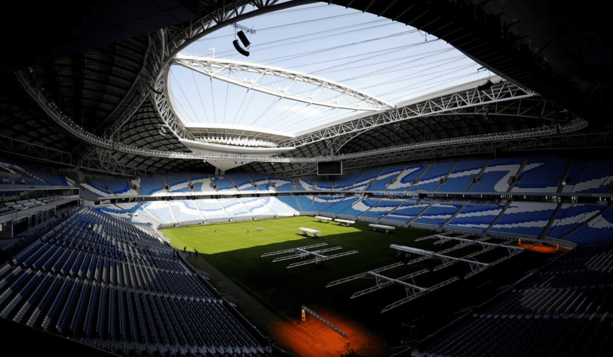 Qatar's World Cup turf needs chilled stadiums, desalinated water to thrive